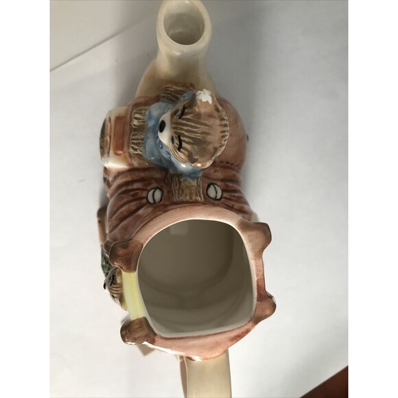 MIni Tea Pot. Bears In Shoe By Cardinal.  Hand Painted - Picture 10 of 10